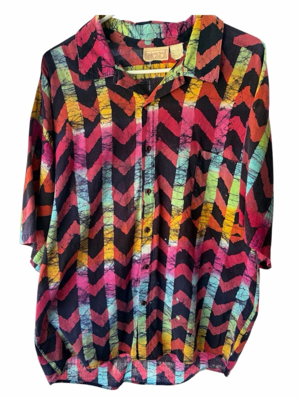 Vtg. 90’s Frankenstein Colorful Chevron Button-Up Shirt 🎨